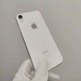 Подержанный iPhone XR 64GB